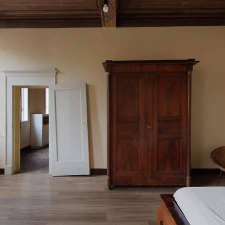 Maggiore 58 Bed & Breakfast *